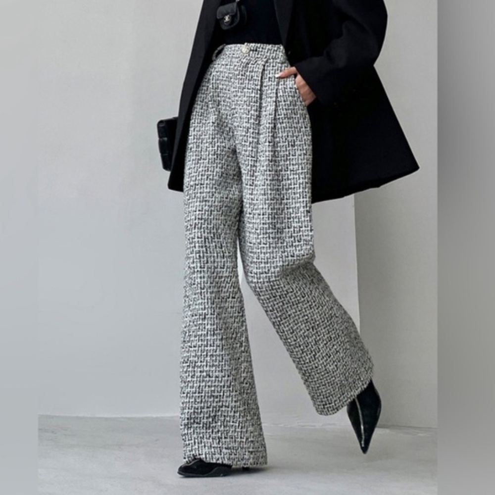 Commense Black and White Wide Leg pant